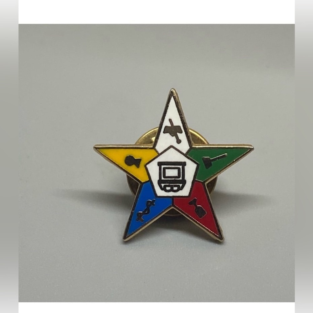 Vintage Enamel Eastern Star Pin #6581